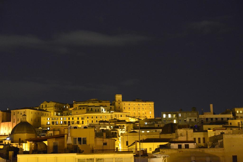 مبيت وإفطار كالياري Marina Di Castello المظهر الخارجي الصورة