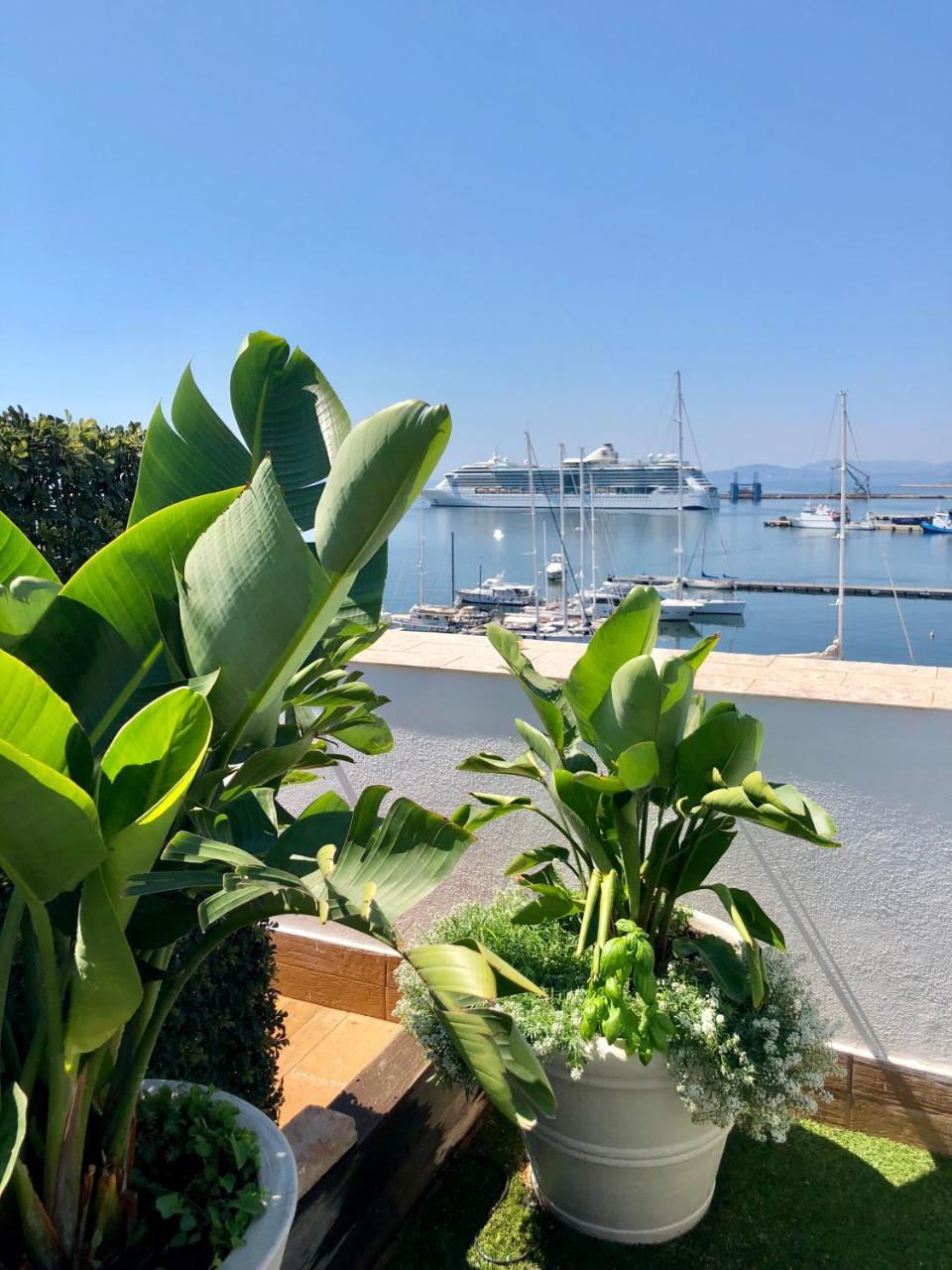 مبيت وإفطار كالياري Marina Di Castello المظهر الخارجي الصورة
