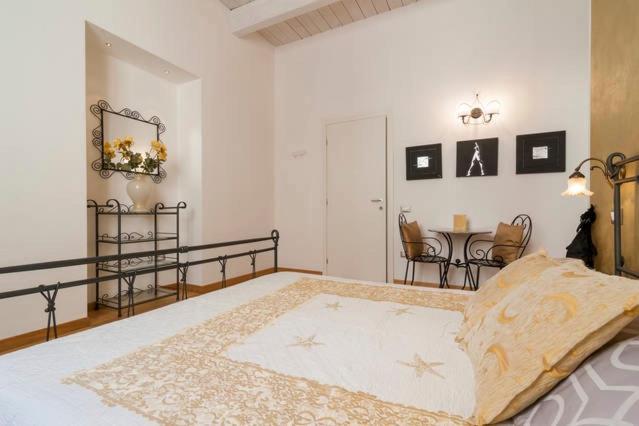مبيت وإفطار كالياري Marina Di Castello المظهر الخارجي الصورة
